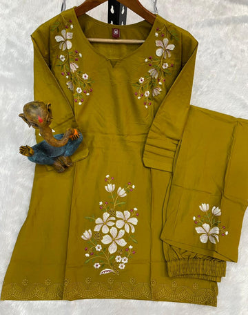 Heavy viscose Rayon Co-Ord Set (Stitched)