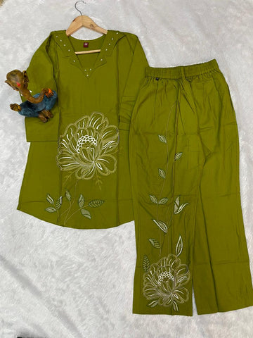 Co-Ord Set (Stitched)